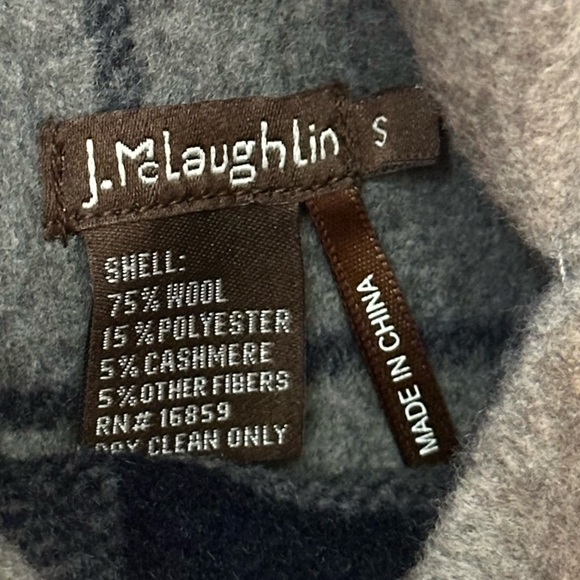 J. McLaughlin Reversible Wool Blend Plaid Coat Gray Blue Classic S 38138 - Picture 9 of 11